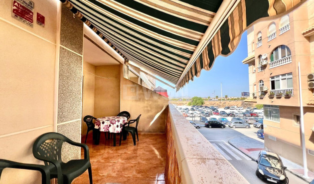Wiederverkauf - Wohnung - Torrevieja - PARQUE DE LAS NACIONES