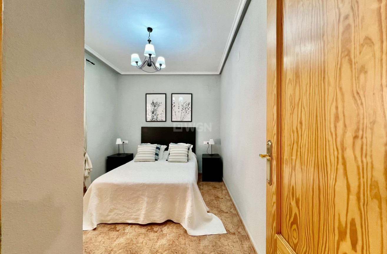 Wiederverkauf - Wohnung - Torrevieja - PARQUE DE LAS NACIONES