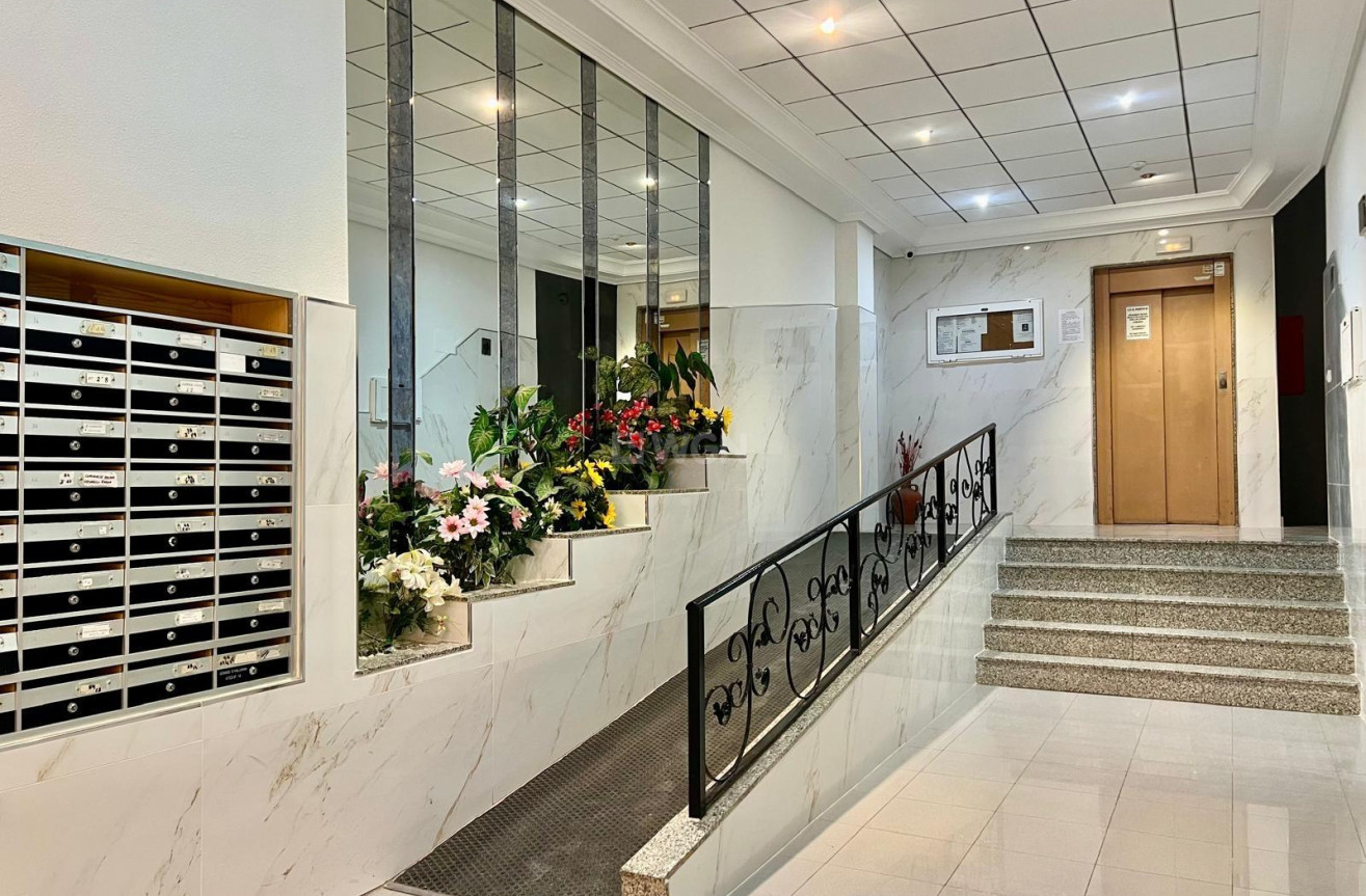 Wiederverkauf - Wohnung - Torrevieja - PARQUE DE LAS NACIONES