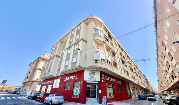 Wiederverkauf - Wohnung - Torrevieja - PARQUE DE LAS NACIONES