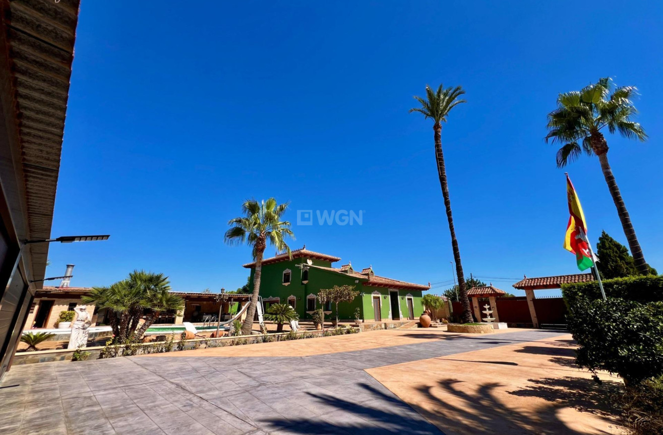 Odsprzedaż - Villa - Almoradí - Comunidad Valenciana