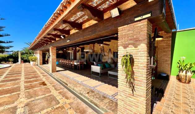 Odsprzedaż - Villa - Almoradí - Comunidad Valenciana