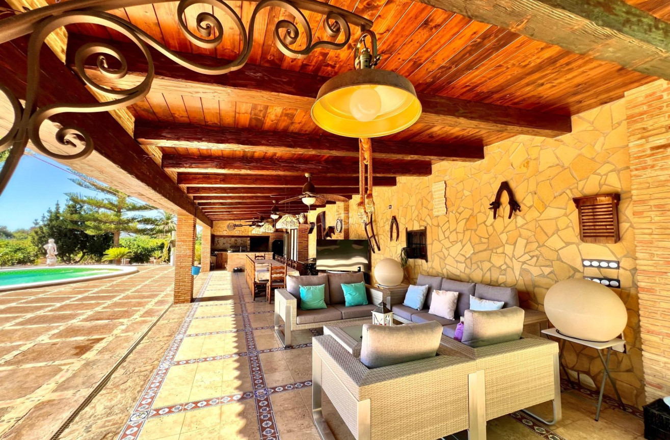 Odsprzedaż - Villa - Almoradí - Comunidad Valenciana