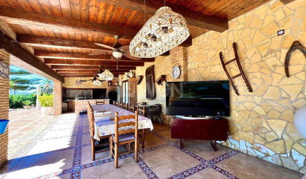 Odsprzedaż - Villa - Almoradí - Comunidad Valenciana