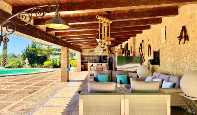 Odsprzedaż - Villa - Almoradí - Comunidad Valenciana