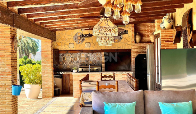 Odsprzedaż - Villa - Almoradí - Comunidad Valenciana