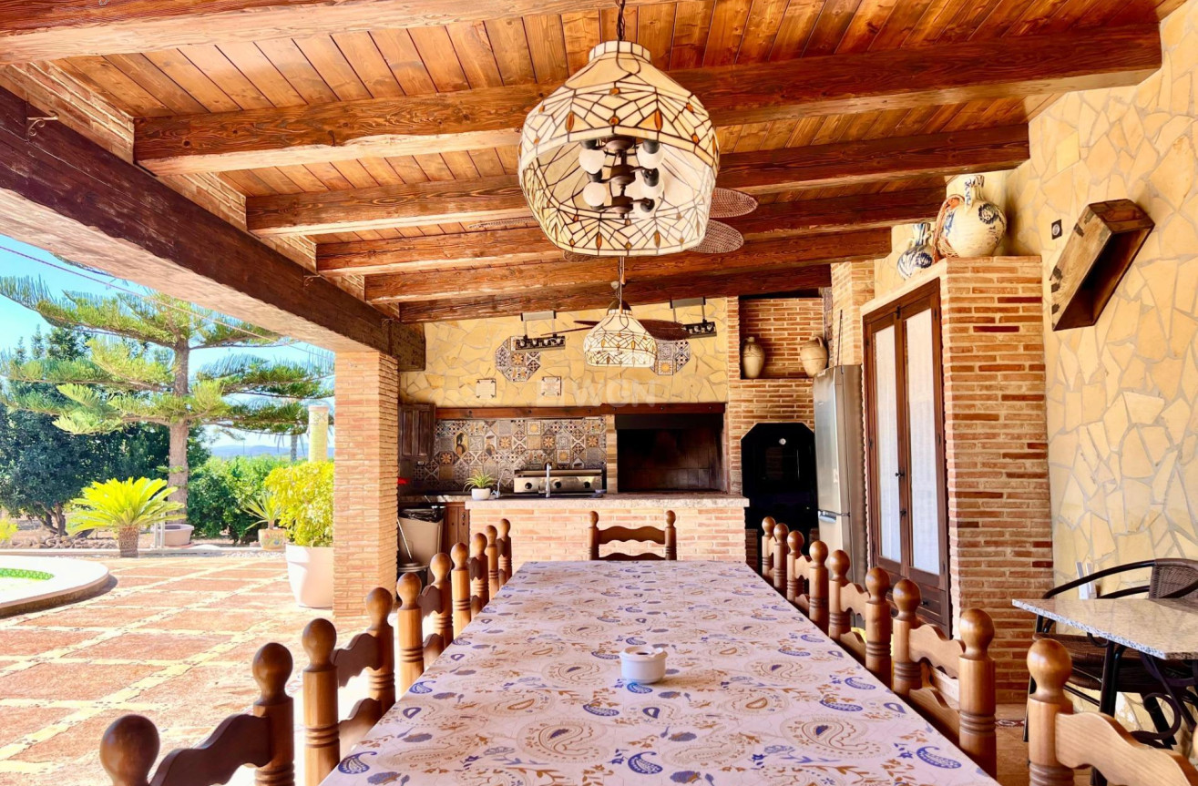 Odsprzedaż - Villa - Almoradí - Comunidad Valenciana