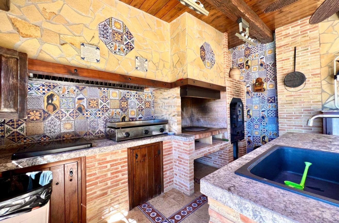 Odsprzedaż - Villa - Almoradí - Comunidad Valenciana