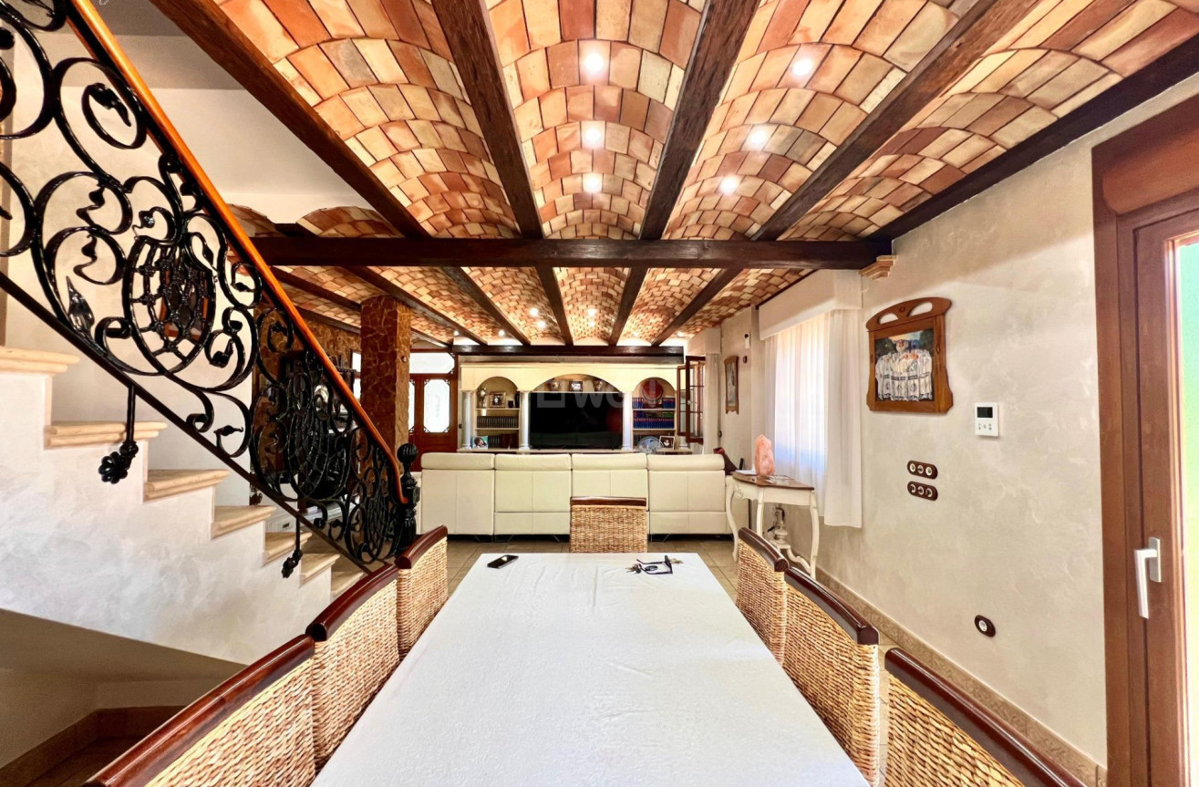 Odsprzedaż - Villa - Almoradí - Comunidad Valenciana