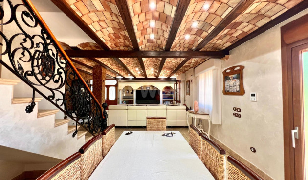 Odsprzedaż - Villa - Almoradí - Comunidad Valenciana