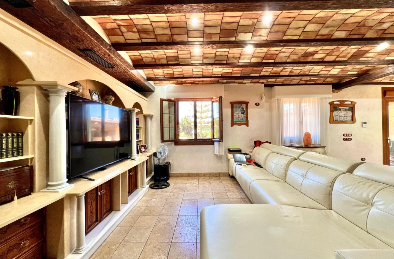 Odsprzedaż - Villa - Almoradí - Comunidad Valenciana