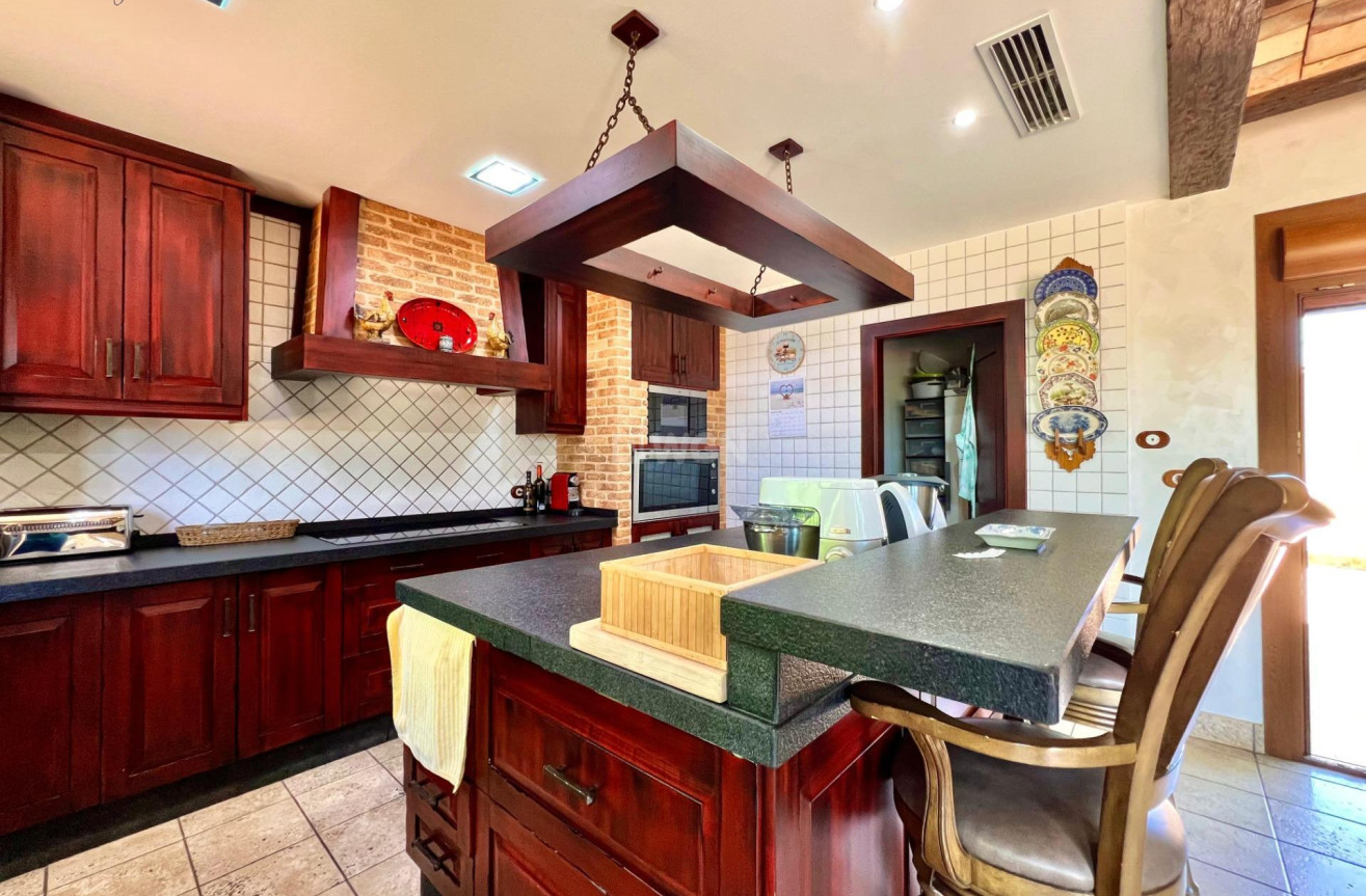 Odsprzedaż - Villa - Almoradí - Comunidad Valenciana