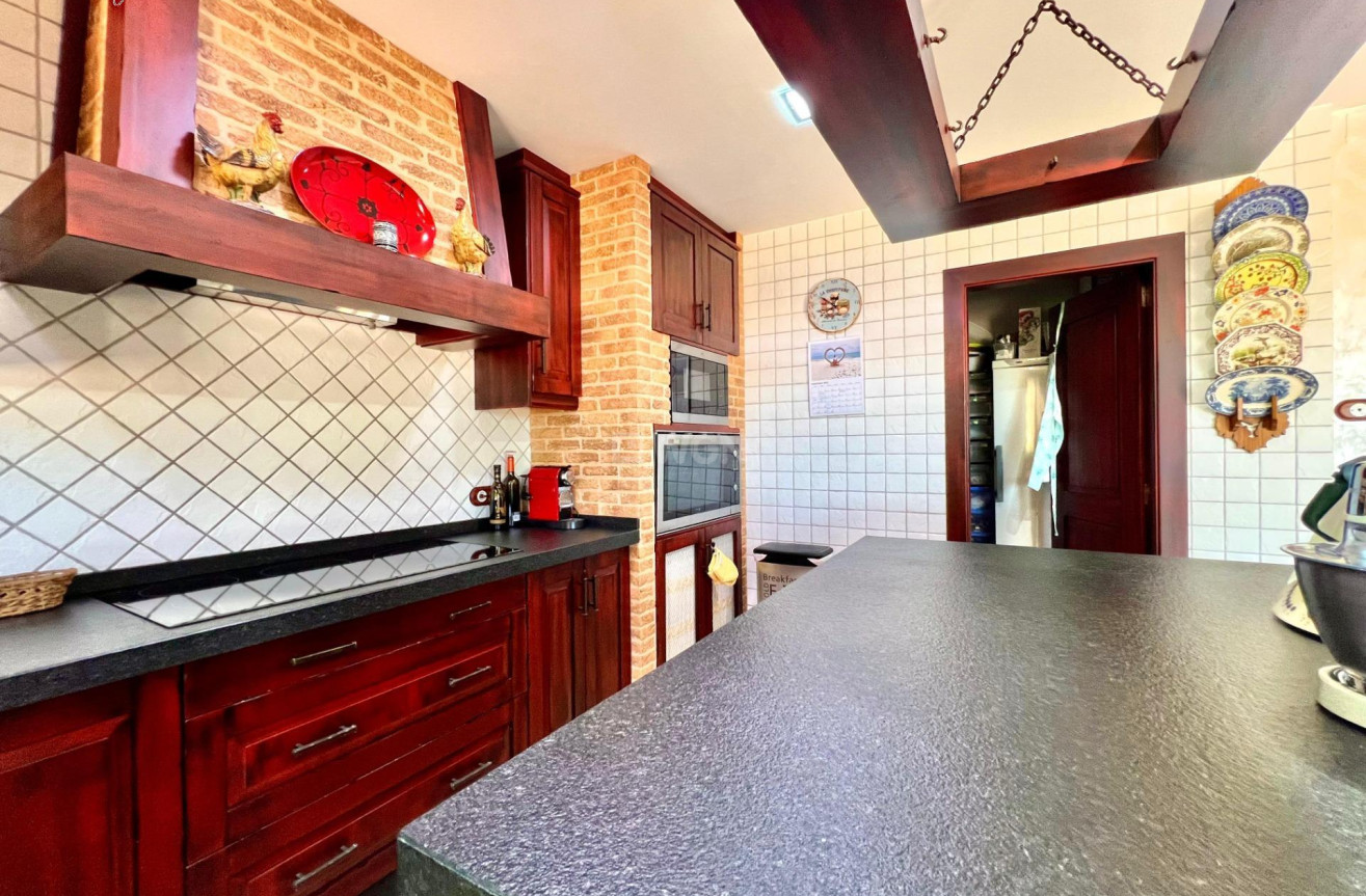 Odsprzedaż - Villa - Almoradí - Comunidad Valenciana