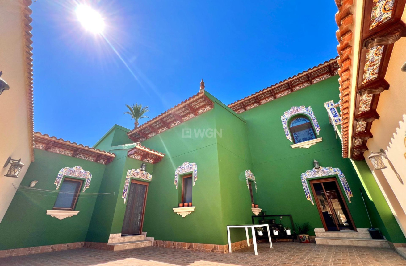 Odsprzedaż - Villa - Almoradí - Comunidad Valenciana