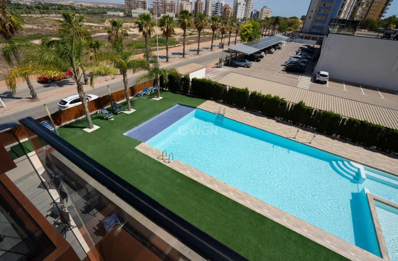 Reventa - Apartamento / piso - Guardamar del Segura - Puerto Deportivo