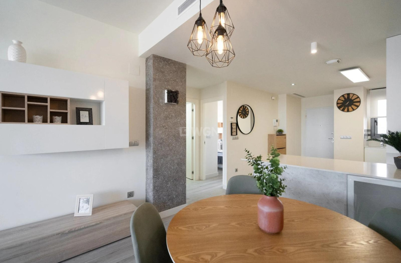 Reventa - Apartamento / piso - Guardamar del Segura - Puerto Deportivo