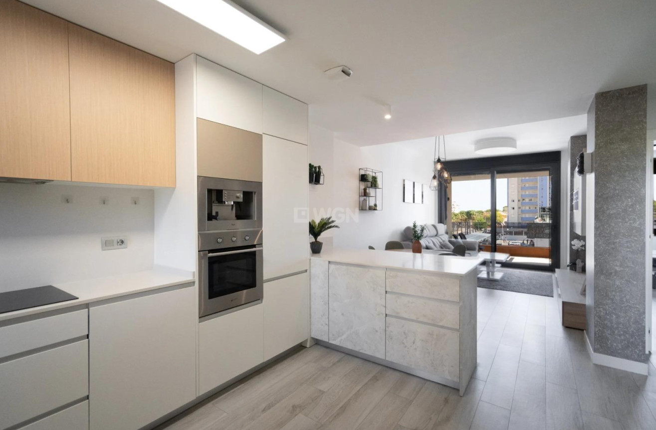 Reventa - Apartamento / piso - Guardamar del Segura - Puerto Deportivo