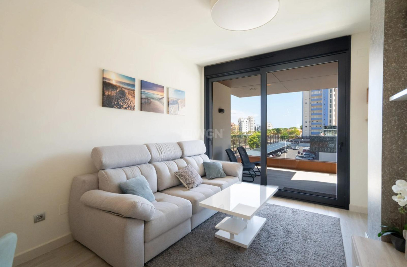 Reventa - Apartamento / piso - Guardamar del Segura - Puerto Deportivo