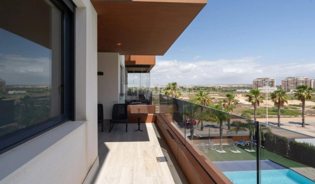 Reventa - Apartamento / piso - Guardamar del Segura - Puerto Deportivo