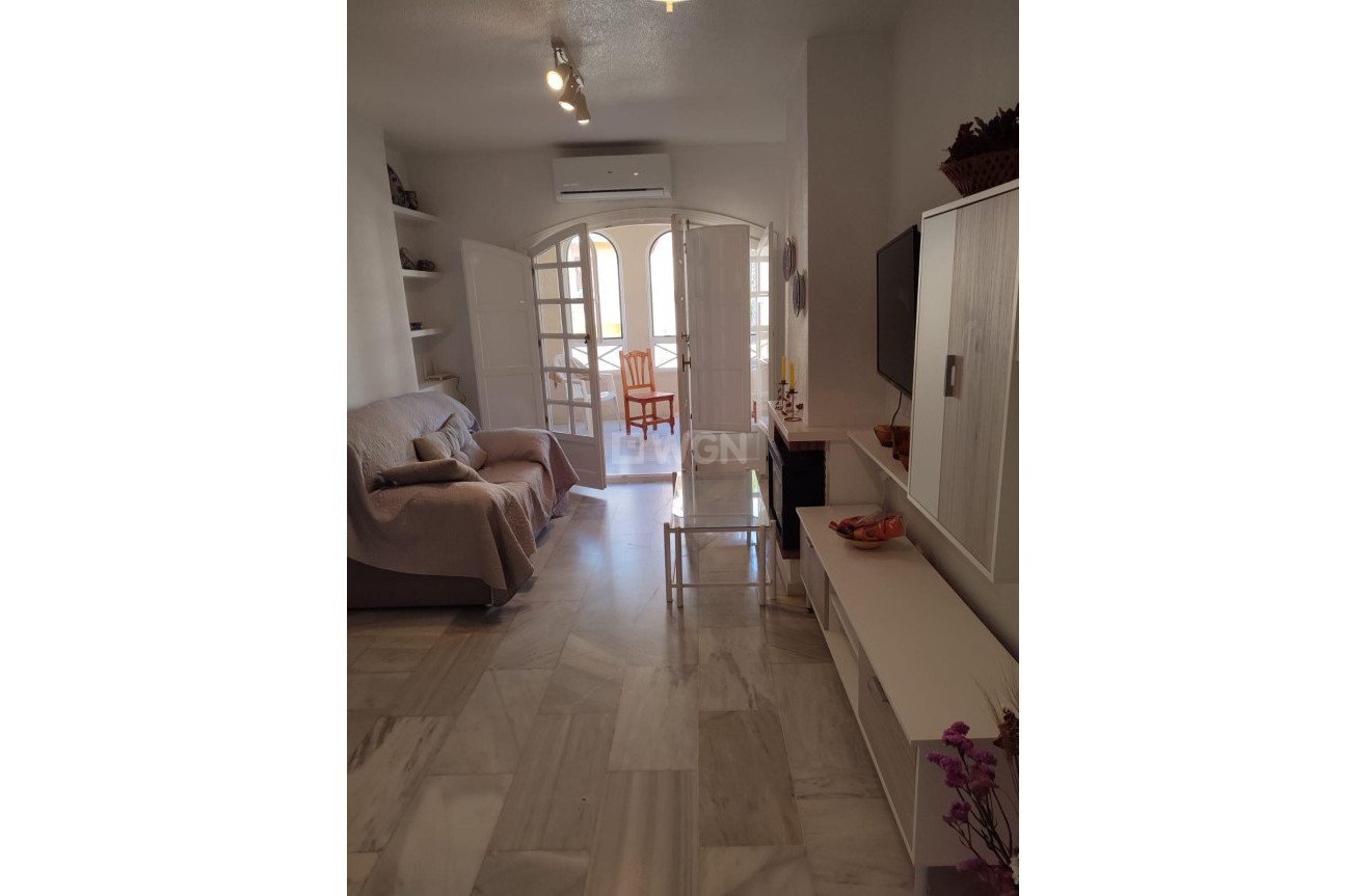 Reventa - Apartamento / piso - Torrevieja - Los Frutales