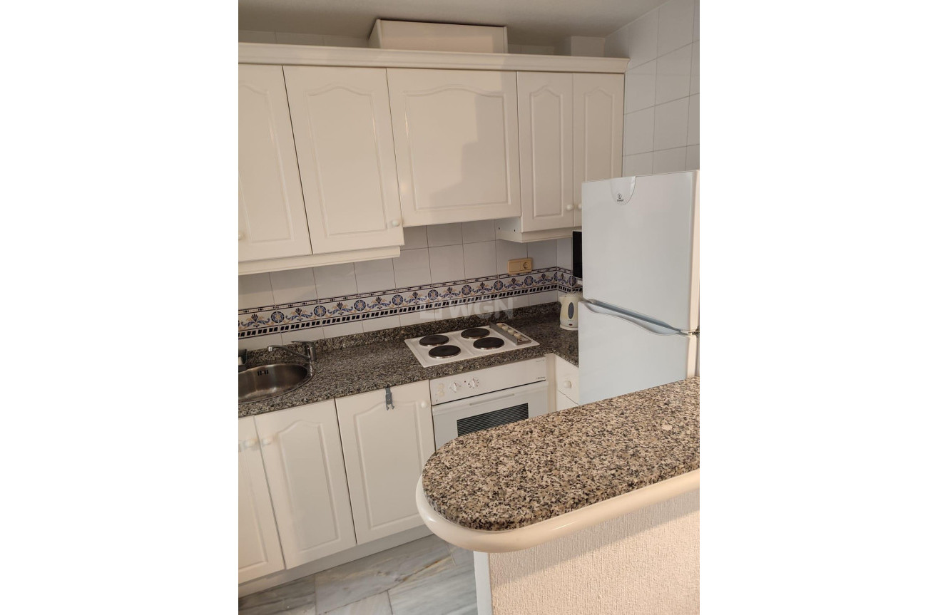 Reventa - Apartamento / piso - Torrevieja - Los Frutales