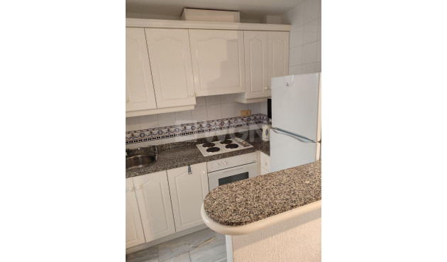 Reventa - Apartamento / piso - Torrevieja - Los Frutales