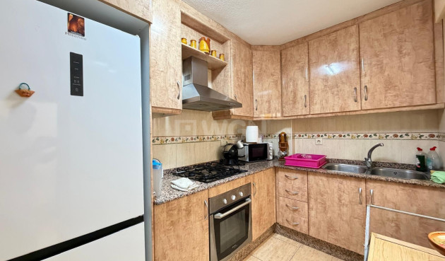 Reventa - Apartamento / piso - Torrevieja - Las Piscinas Naturales