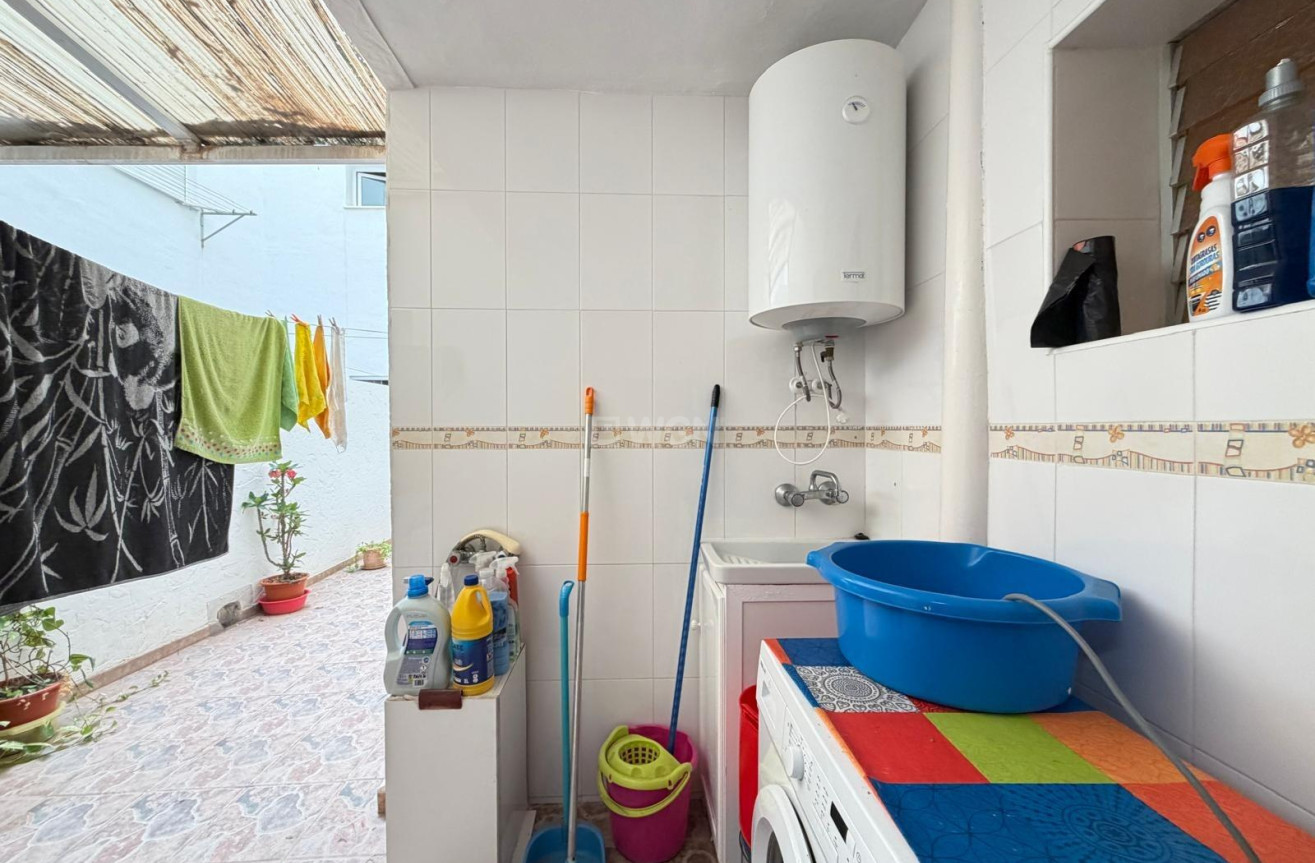 Reventa - Apartamento / piso - Torrevieja - Las Piscinas Naturales