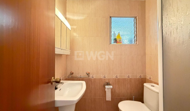 Reventa - Apartamento / piso - Torrevieja - Las Piscinas Naturales