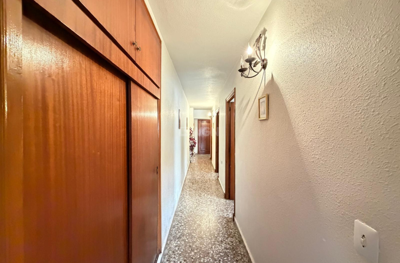 Reventa - Apartamento / piso - Torrevieja - Las Piscinas Naturales