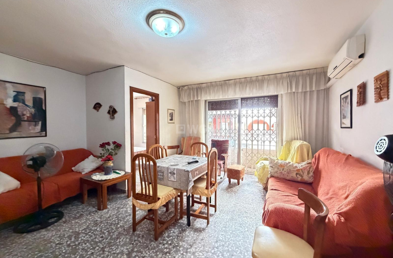 Reventa - Apartamento / piso - Torrevieja - Las Piscinas Naturales