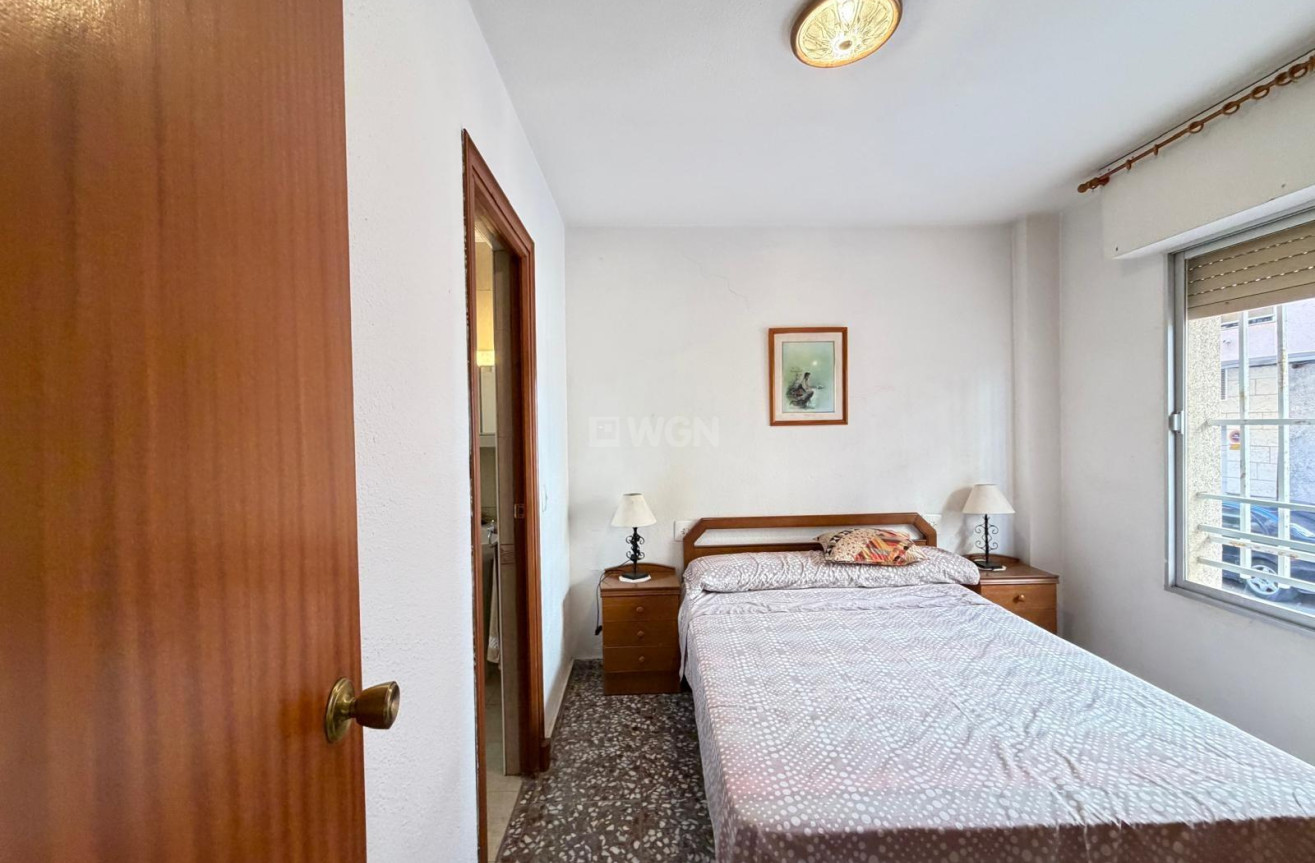 Reventa - Apartamento / piso - Torrevieja - Las Piscinas Naturales