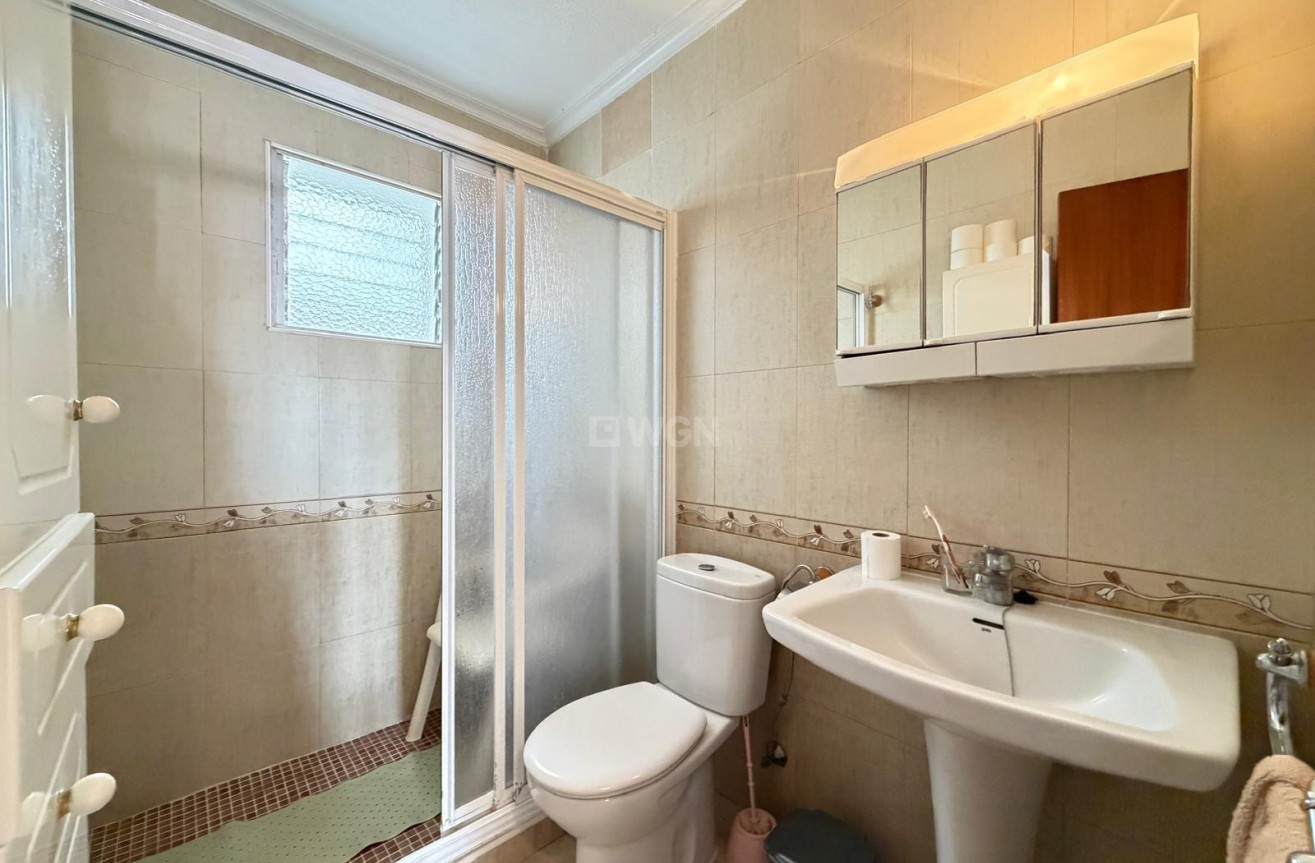 Reventa - Apartamento / piso - Torrevieja - Las Piscinas Naturales