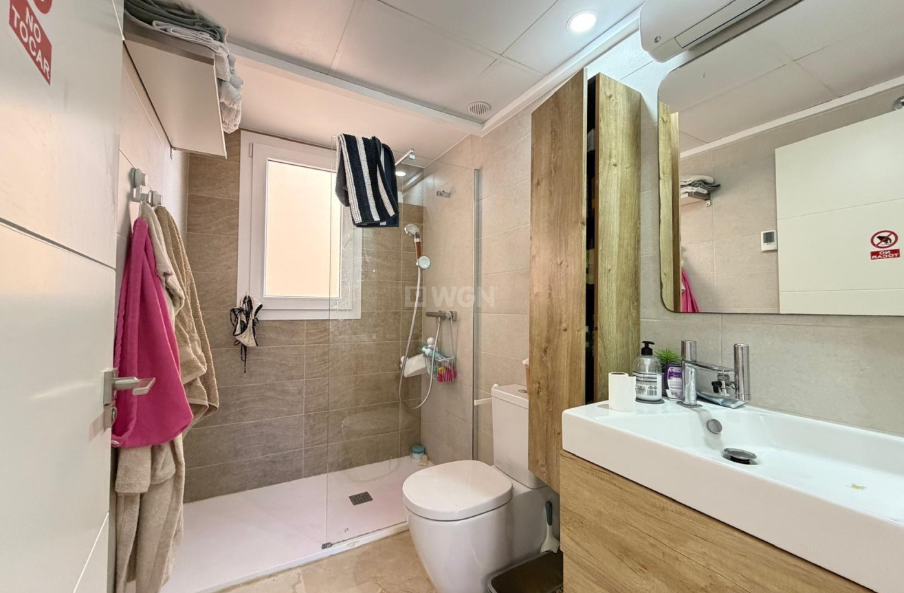 Wiederverkauf - Wohnung - Torrevieja - Punta Prima