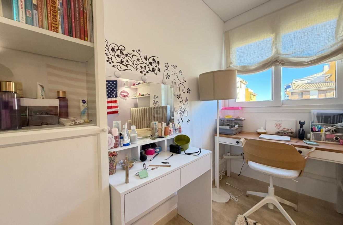 Wiederverkauf - Wohnung - Torrevieja - Punta Prima