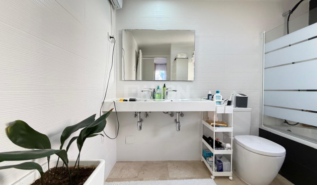 Wiederverkauf - Wohnung - Torrevieja - Punta Prima