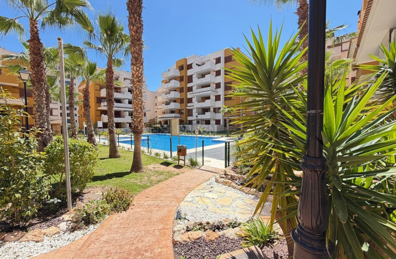 Wiederverkauf - Wohnung - Torrevieja - Punta Prima