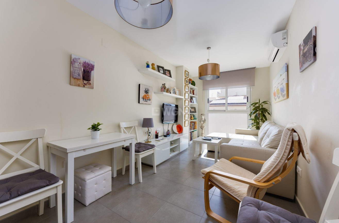 Reventa - Apartamento / piso - Torrevieja - PARQUE DE LAS NACIONES