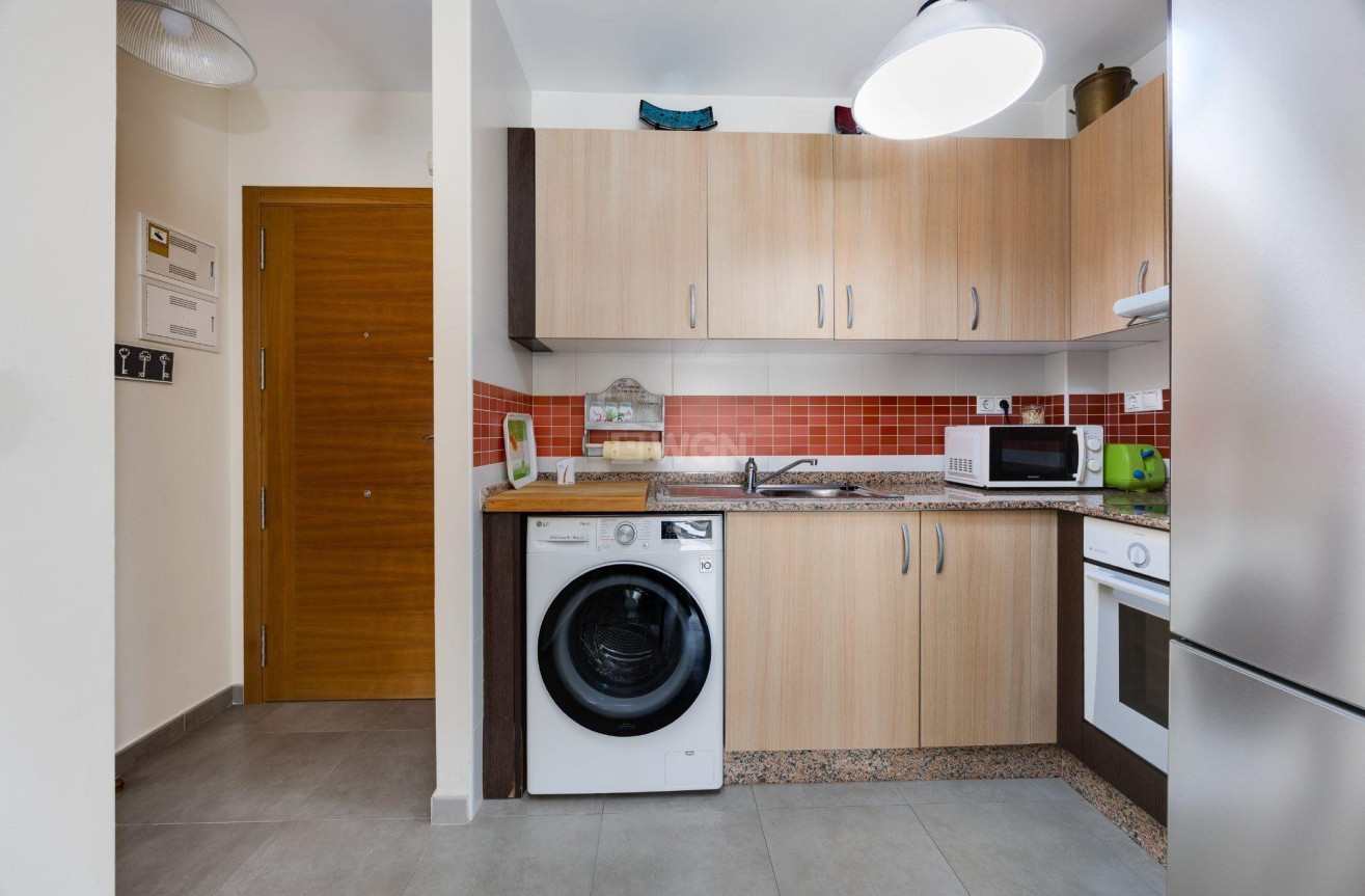 Reventa - Apartamento / piso - Torrevieja - PARQUE DE LAS NACIONES