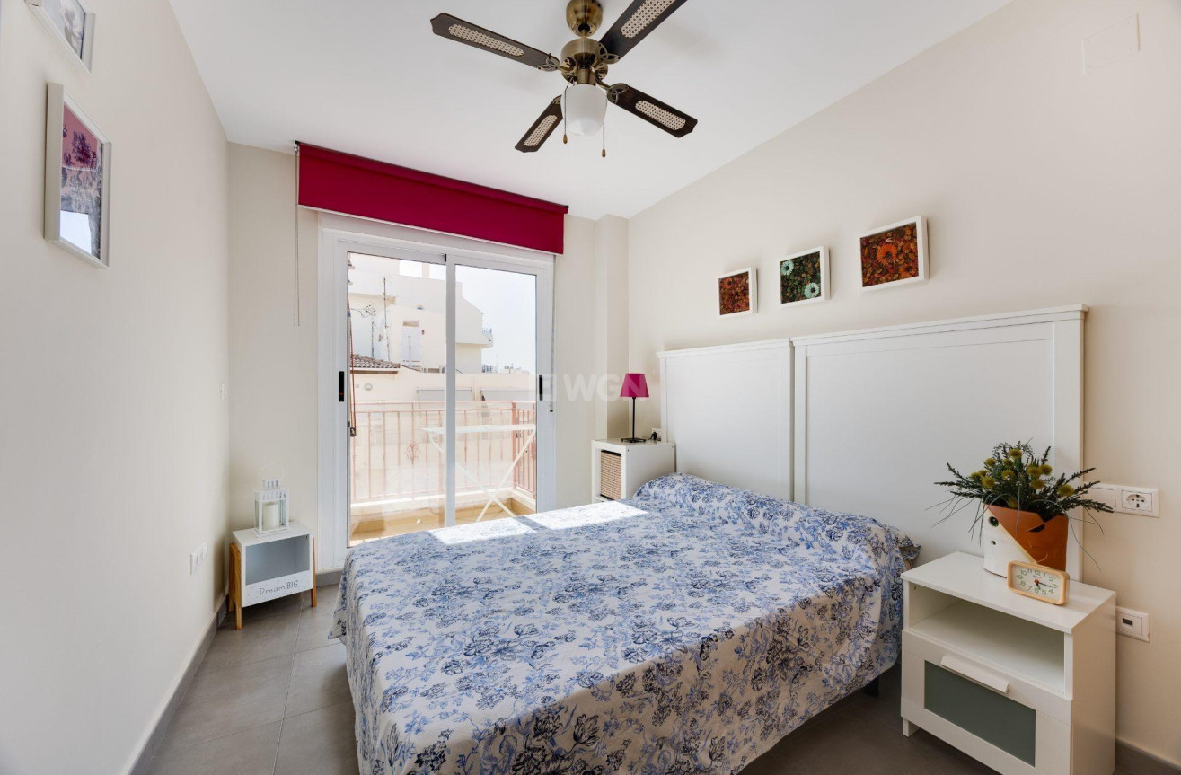 Reventa - Apartamento / piso - Torrevieja - PARQUE DE LAS NACIONES