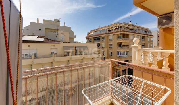 Reventa - Apartamento / piso - Torrevieja - PARQUE DE LAS NACIONES