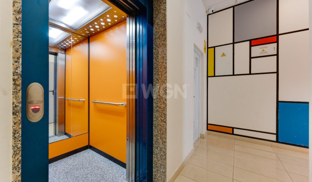 Reventa - Apartamento / piso - Torrevieja - PARQUE DE LAS NACIONES