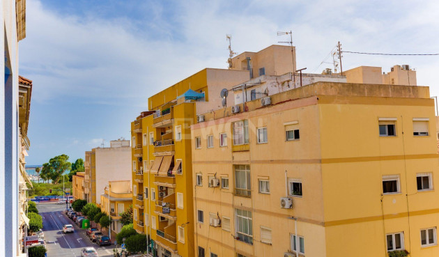 Reventa - Apartamento / piso - Torrevieja - PARQUE DE LAS NACIONES