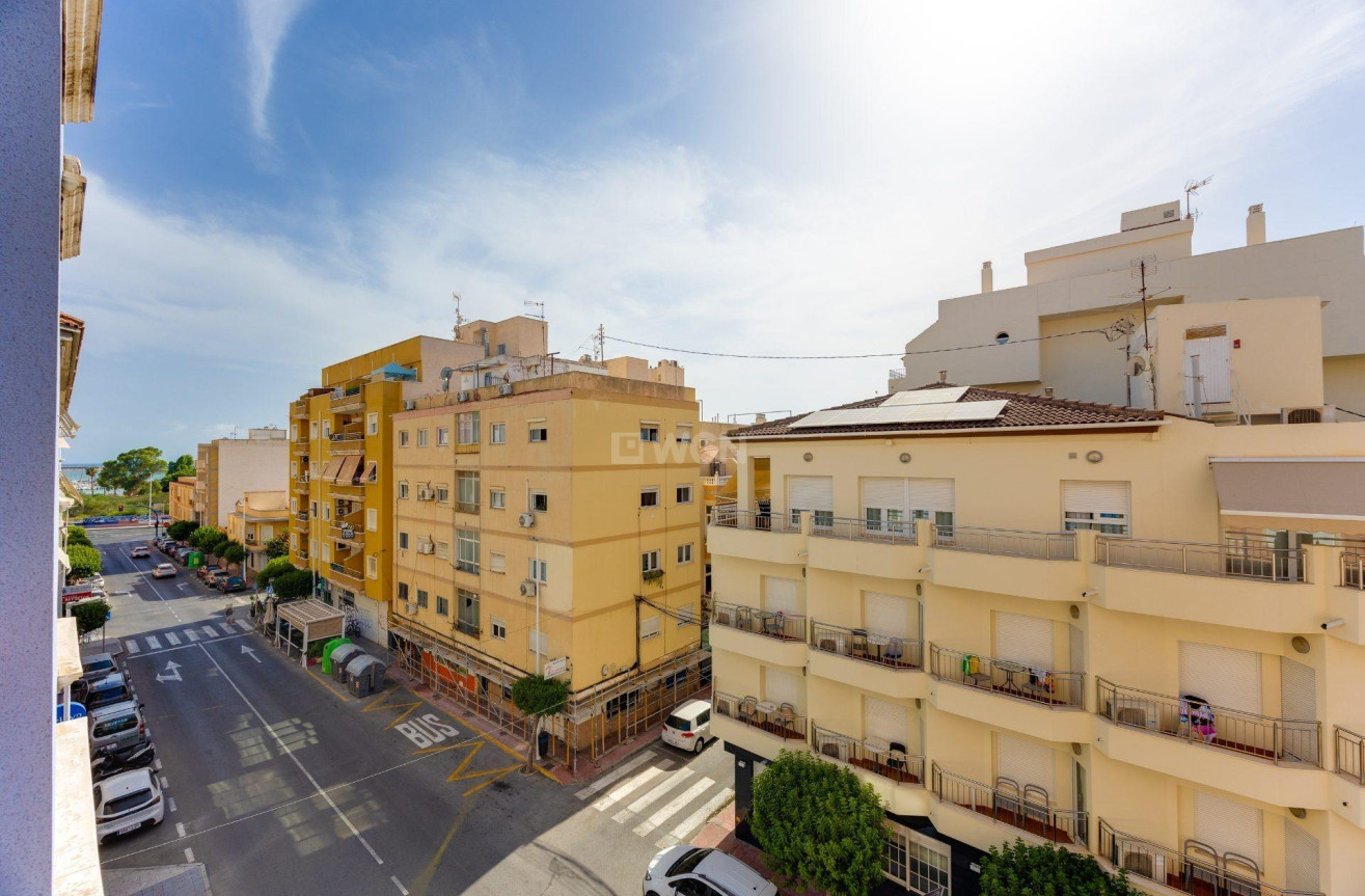 Reventa - Apartamento / piso - Torrevieja - PARQUE DE LAS NACIONES