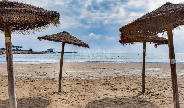 Reventa - Apartamento / piso - Torrevieja - PARQUE DE LAS NACIONES