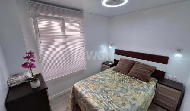 Reventa - Apartamento / piso - Torrevieja - Playa Acecion