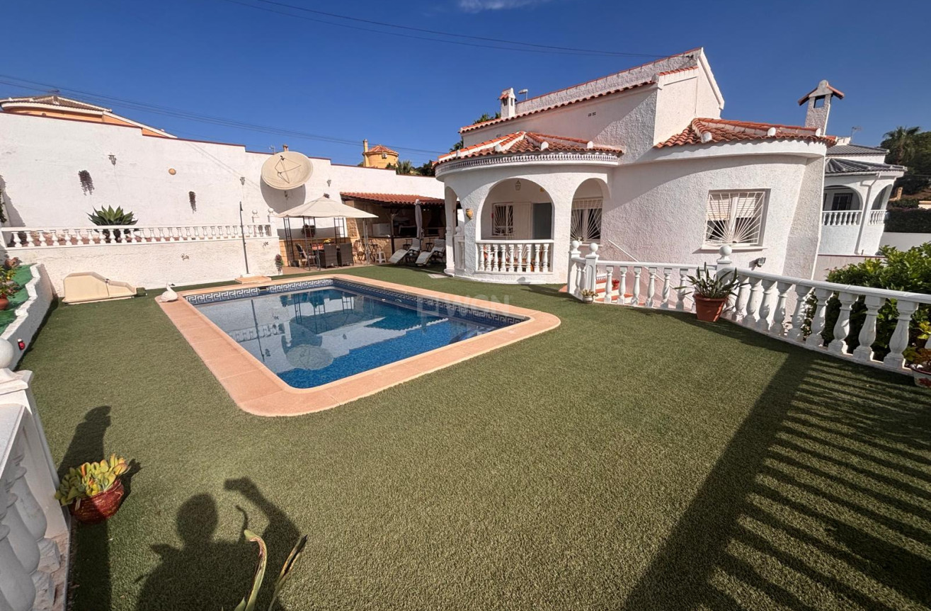 Reventa - Villa - Ciudad Quesada - Costa Blanca