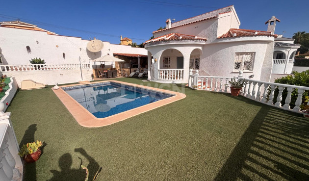 Reventa - Villa - Ciudad Quesada - Costa Blanca