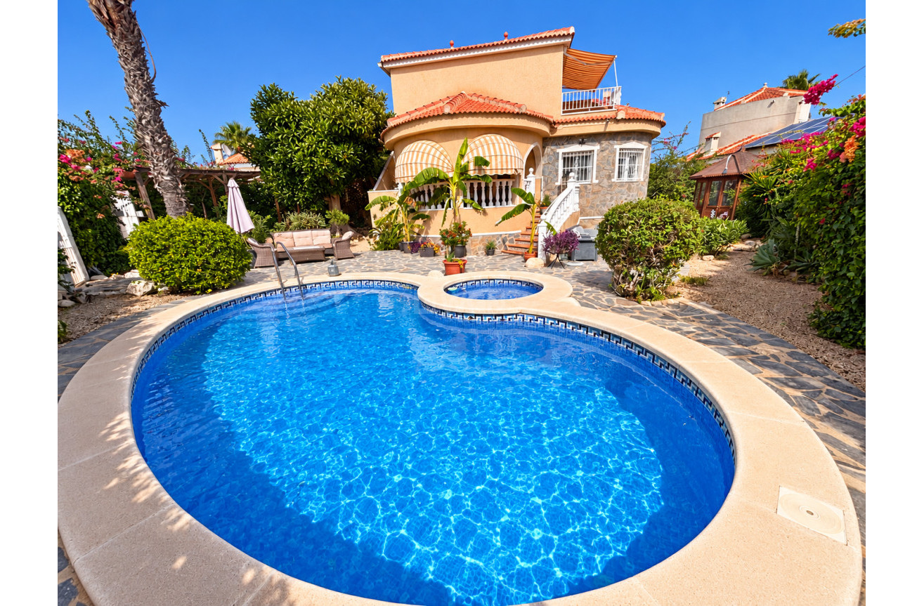 Wiederverkauf - Villa - Urbanización Ciudad Quesada
