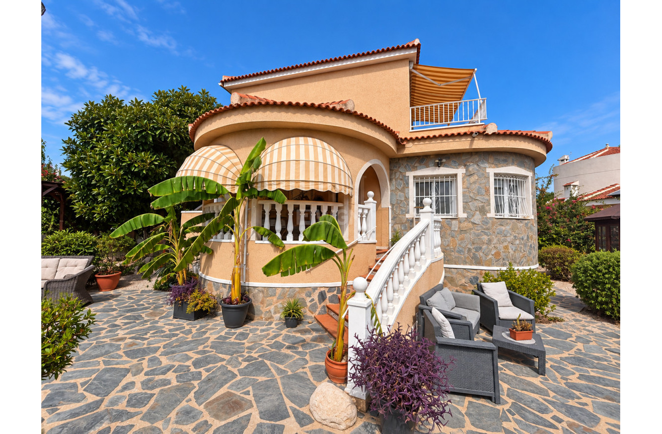 Wiederverkauf - Villa - Urbanización Ciudad Quesada